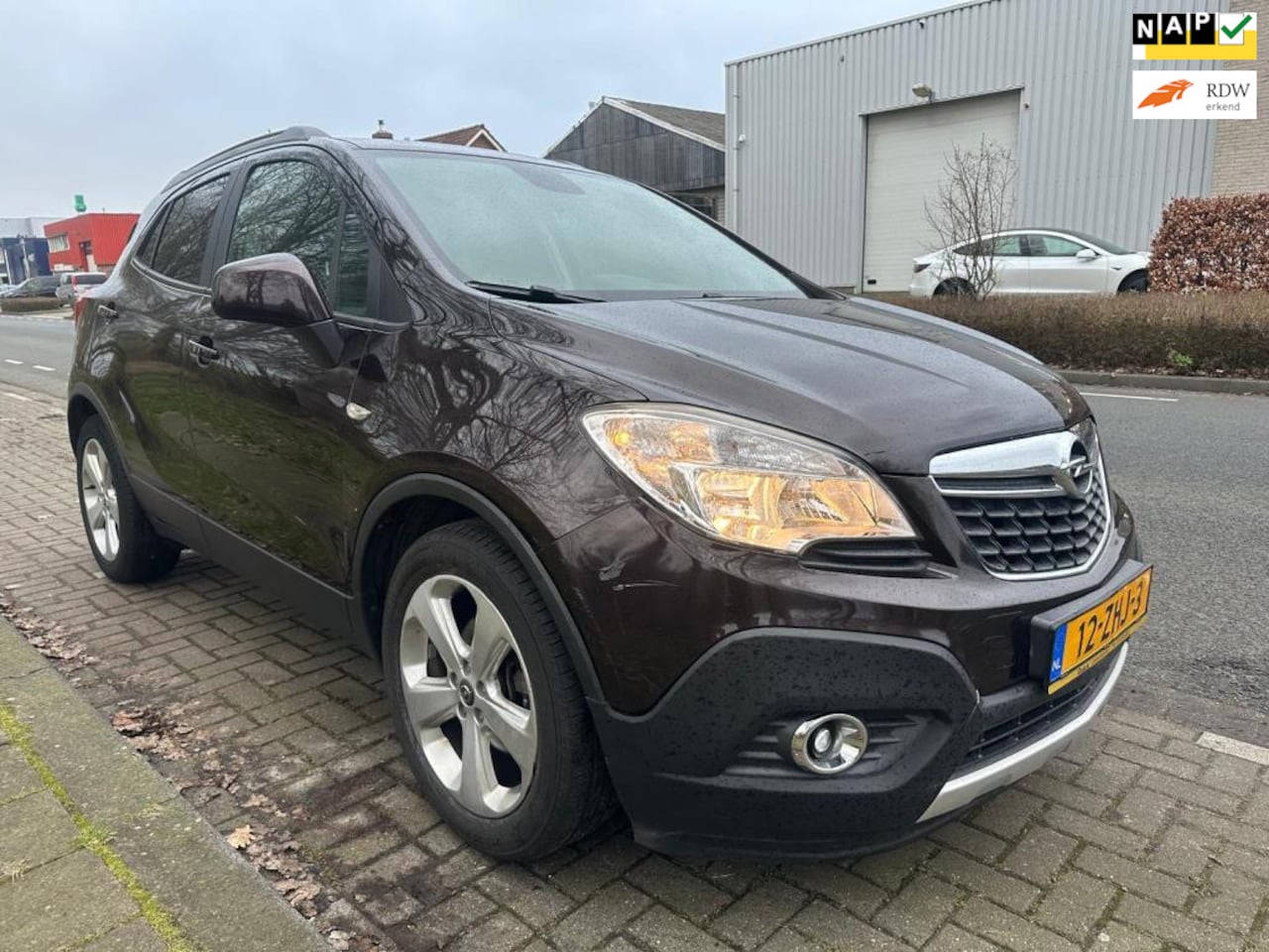 Opel Mokka - 1.6 Edition 1.6 Edition, ( schade) nap,navi, met nieuwe apk - AutoWereld.nl