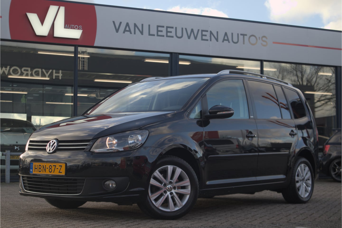 Volkswagen Touran - 1.4 TSI Highline 7p. | Automaat | Cruise | Stoelverwarming | - AutoWereld.nl