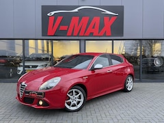 Alfa Romeo Giulietta - 1.4 T Multi Air 170Pk Distinctive Alcantara Clima Pdc Cruise