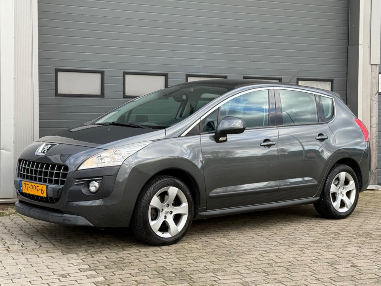 Peugeot 3008 - 1.6 Turbo 156PK ST Navi Pdc Pano Trekhaak Nw APK! - AutoWereld.nl