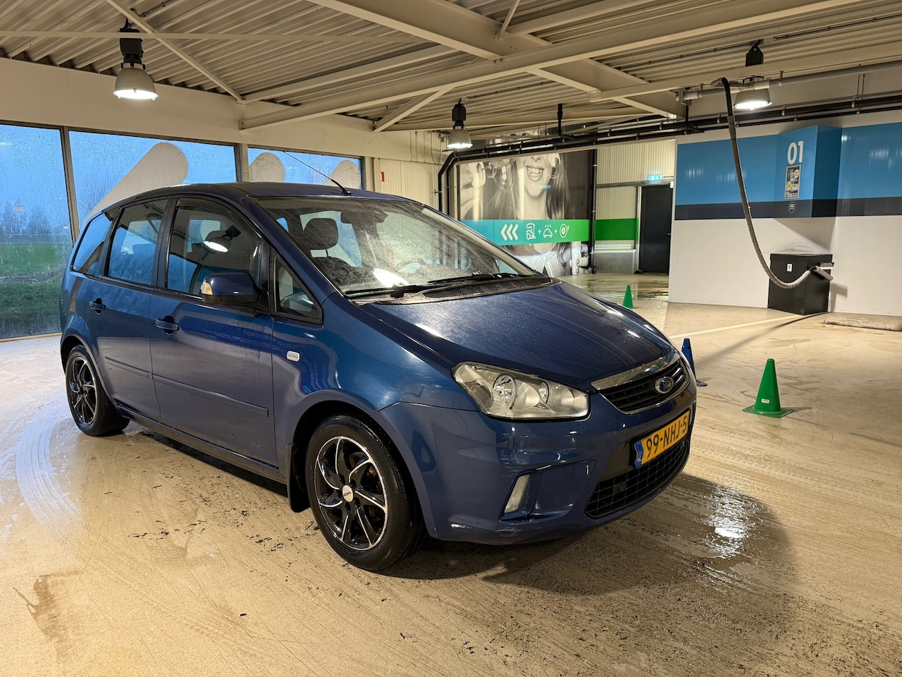 Ford C-Max - 1.8-16V Limited - AutoWereld.nl