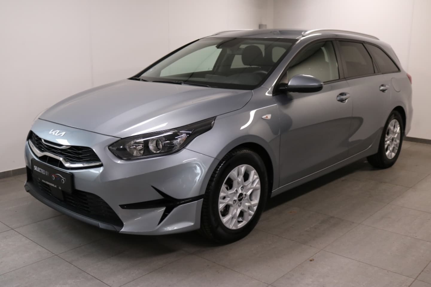 Kia Cee'd Sportswagon - Ceed 1.5 T-GDi DynamicLine | Winterpack - AutoWereld.nl