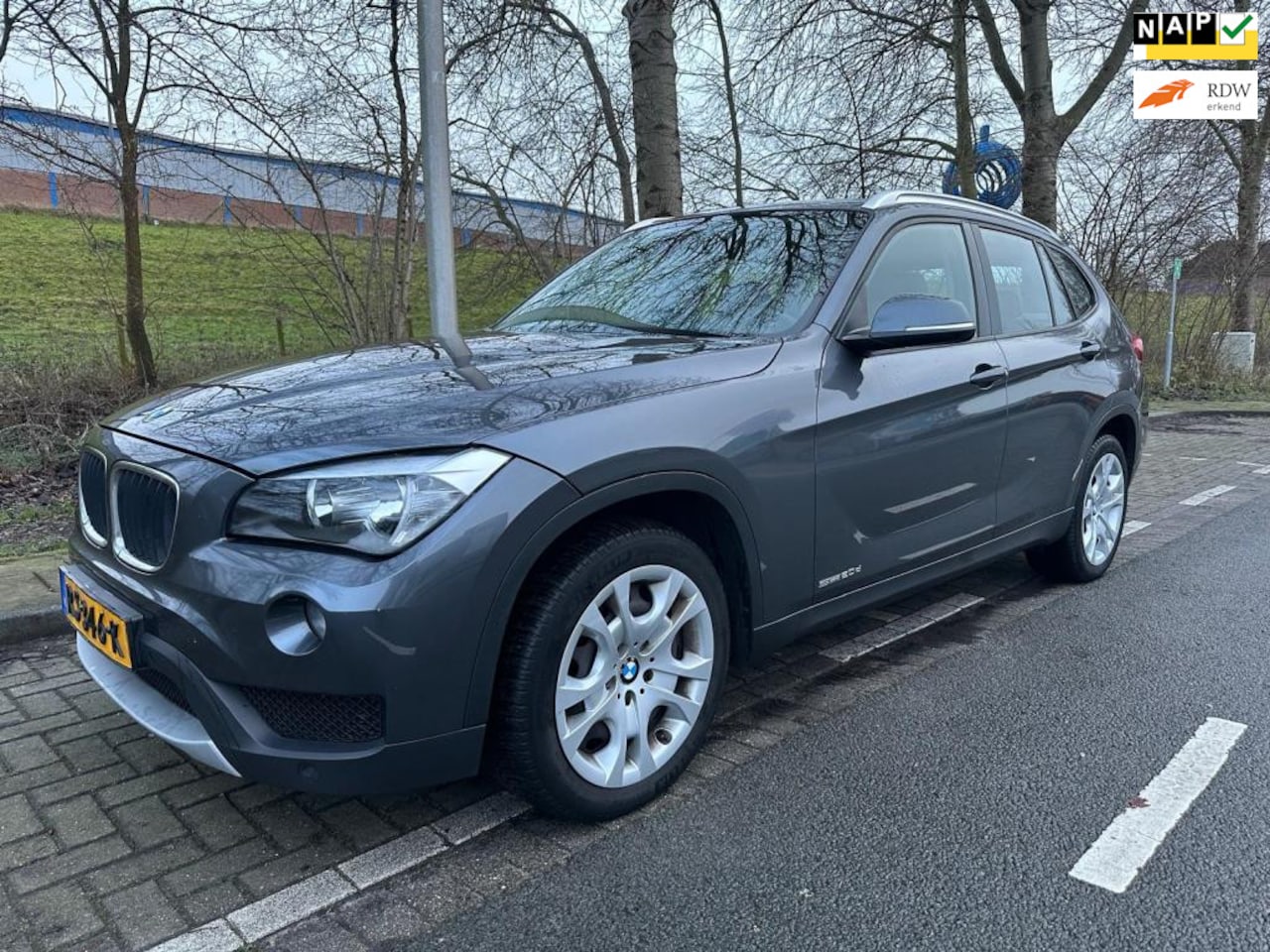 BMW X1 - SDrive20d High Executive leer ,navi,automaat met nieuwe apk - AutoWereld.nl