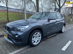 BMW X1 - SDrive20d High Executive leer , navi, automaat met nieuwe apk