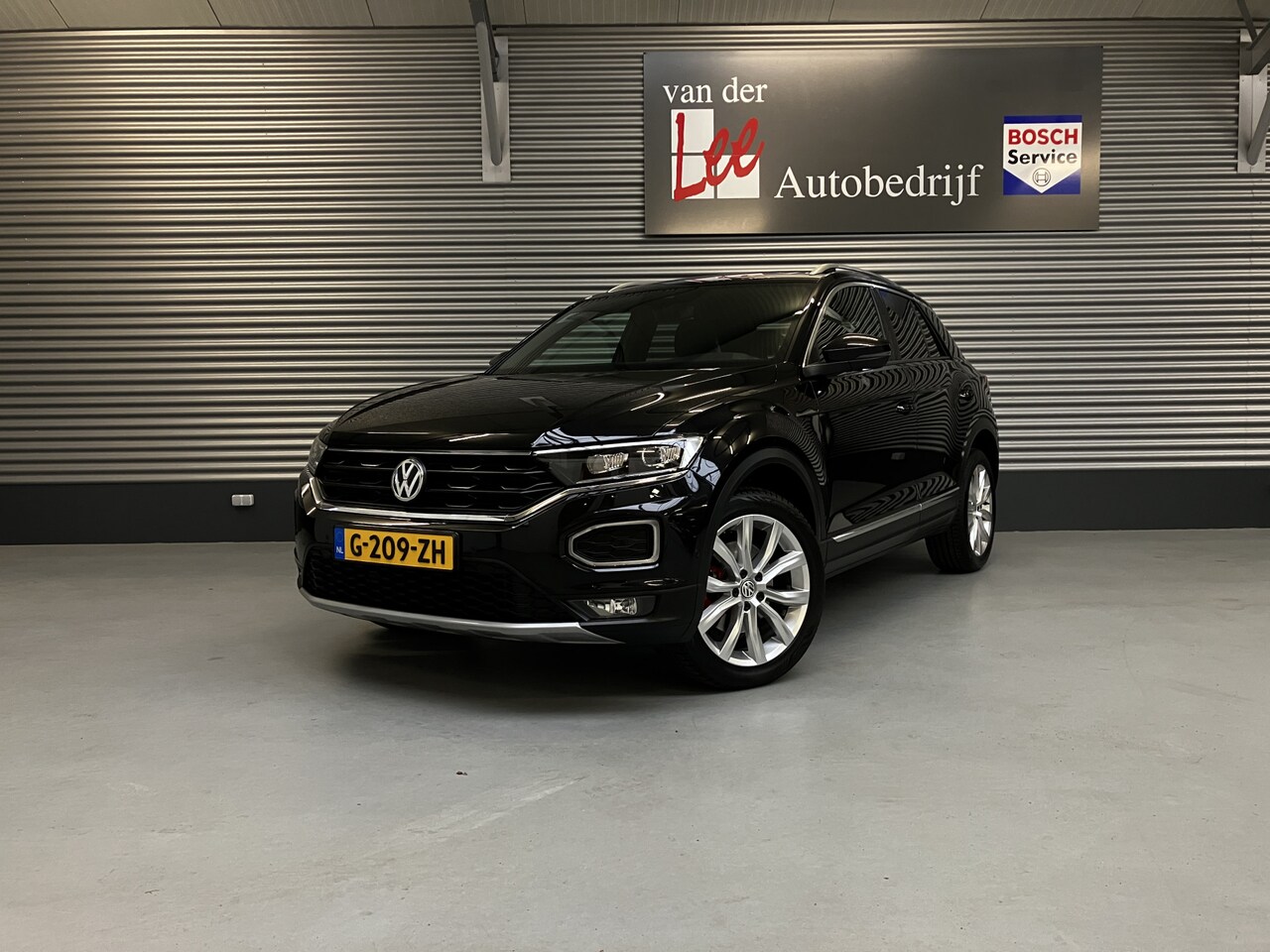 Volkswagen T-Roc - 1.5 TSI Sport/1 EIG/DIGI CP/TREKH/ADAPTIVE CR/LED/18 INCH/ENZ - AutoWereld.nl