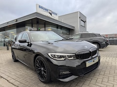 BMW 3-serie Touring - 320i M Sport Pano-Dak | HUD | Stoelverw. | Camera | DAB | HiFi