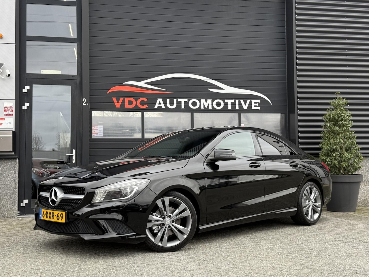 Mercedes-Benz CLA-Klasse - 200 Cruisecontrol | Parkeersensoren | Navi | Gele Gordels - AutoWereld.nl