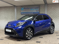 Toyota Aygo X - 1.0 VVT-i S-CVT automaat, carplay, camera, Stoelverw, 17 inch LM, Two tone