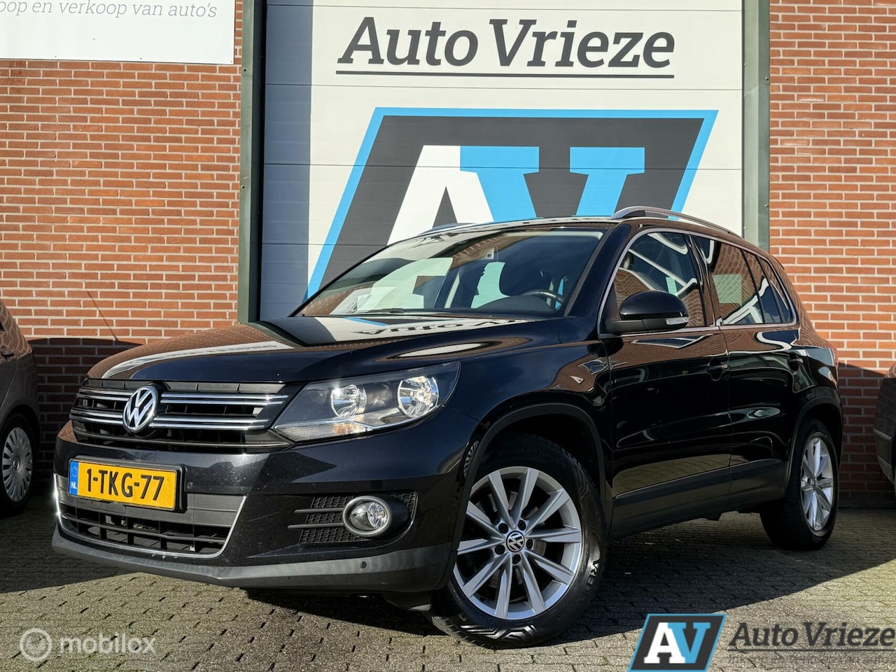 Volkswagen Tiguan - 1.4 TSI Sport&Style, Trekhaak, BTW - AutoWereld.nl