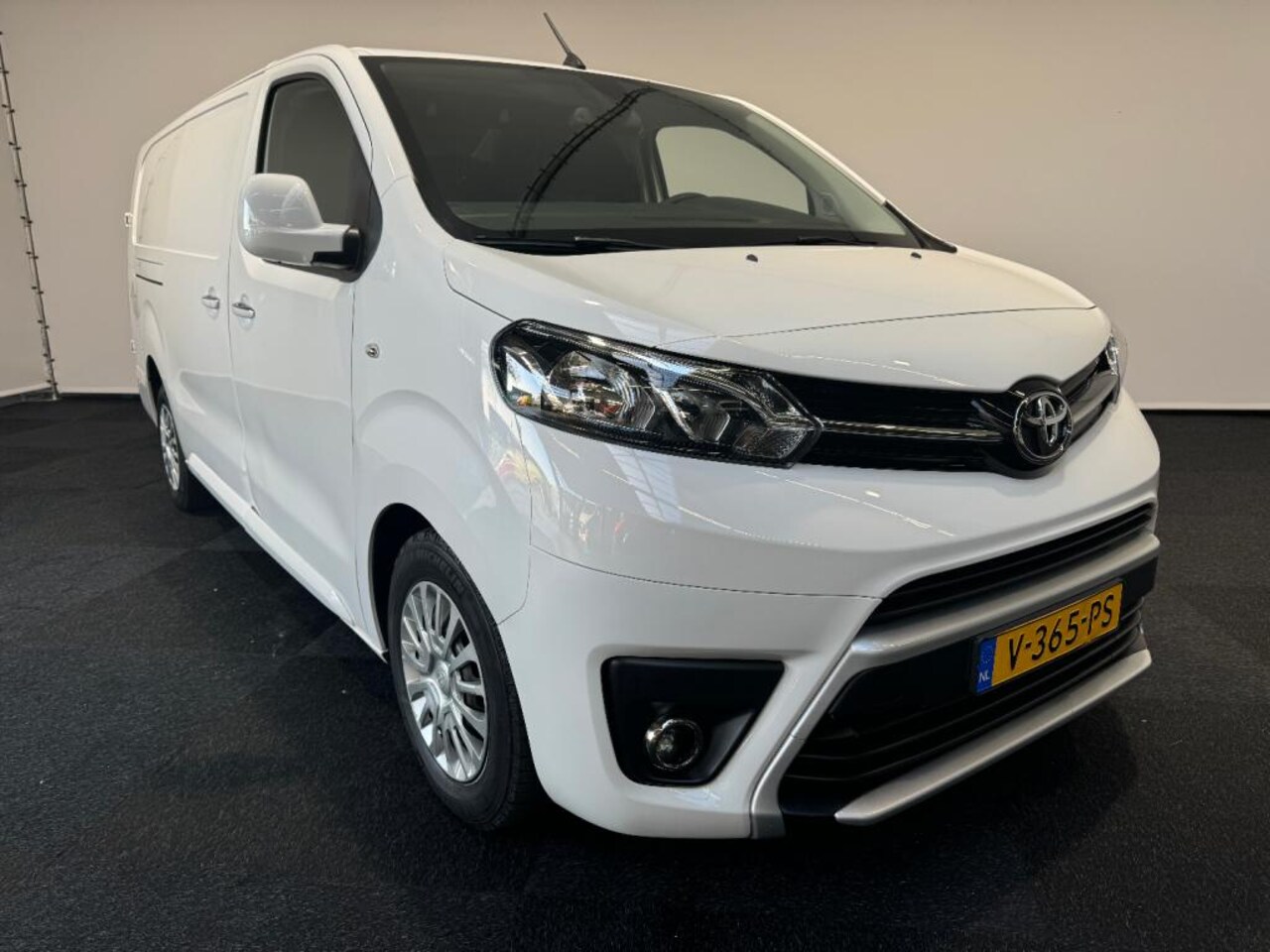 Toyota ProAce - Proace Long 2.0 D-4D 150pk Euro 6 - AutoWereld.nl