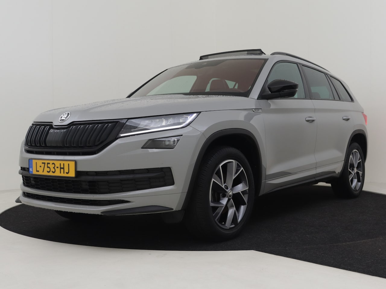 Skoda Kodiaq - 1.5 TSI 150pk Sportline Business | 100% Dealeronderhouden | Zwenkbare trekhaak | Panorama - AutoWereld.nl