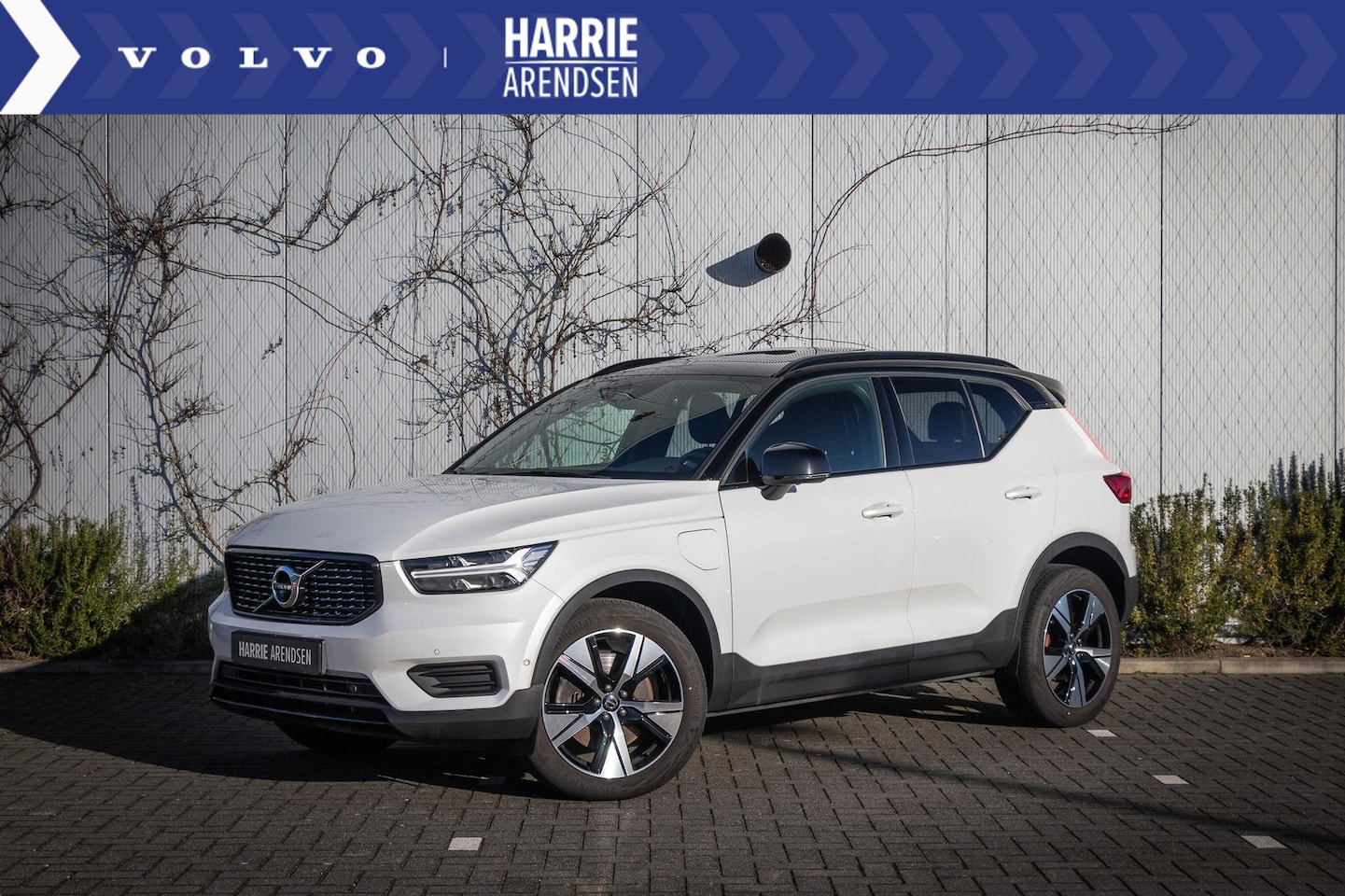 Volvo XC40 - Recharge T5 R-Design Volvo XC40 1.5 T5 Recharge R-Design | Harman Kardon | Schuif/Kantelda - AutoWereld.nl