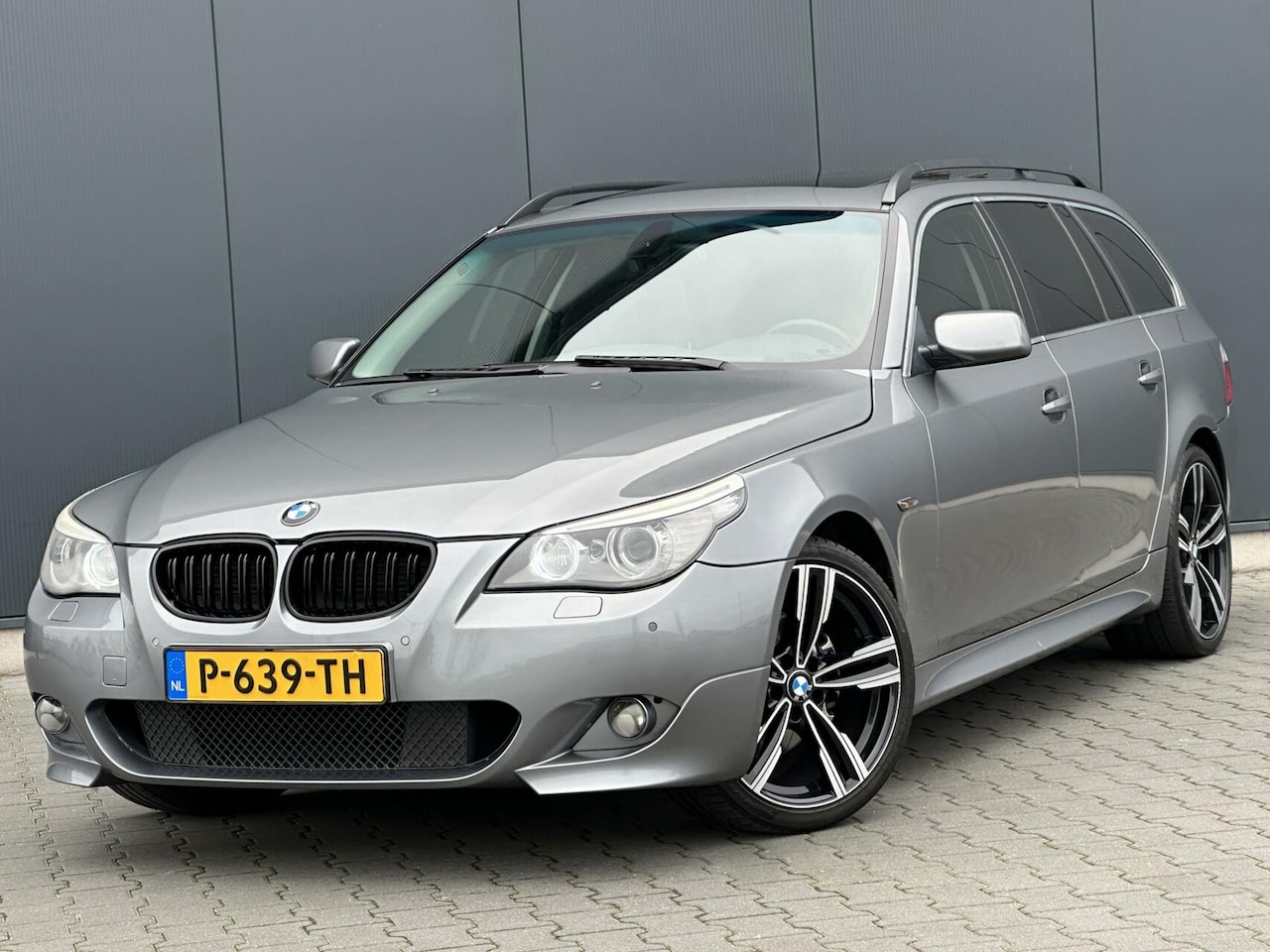 BMW 5-serie Touring - 525I LCI M-Pakket - Pano - Leder - Xenon - Navi - AutoWereld.nl