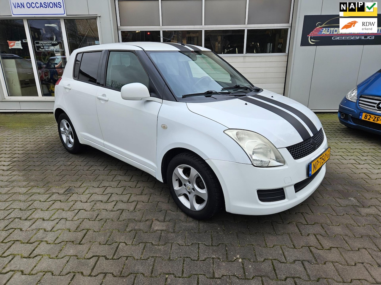 Suzuki Swift - 1.3 Exclusive 5-DEURS..AIRCO - AutoWereld.nl