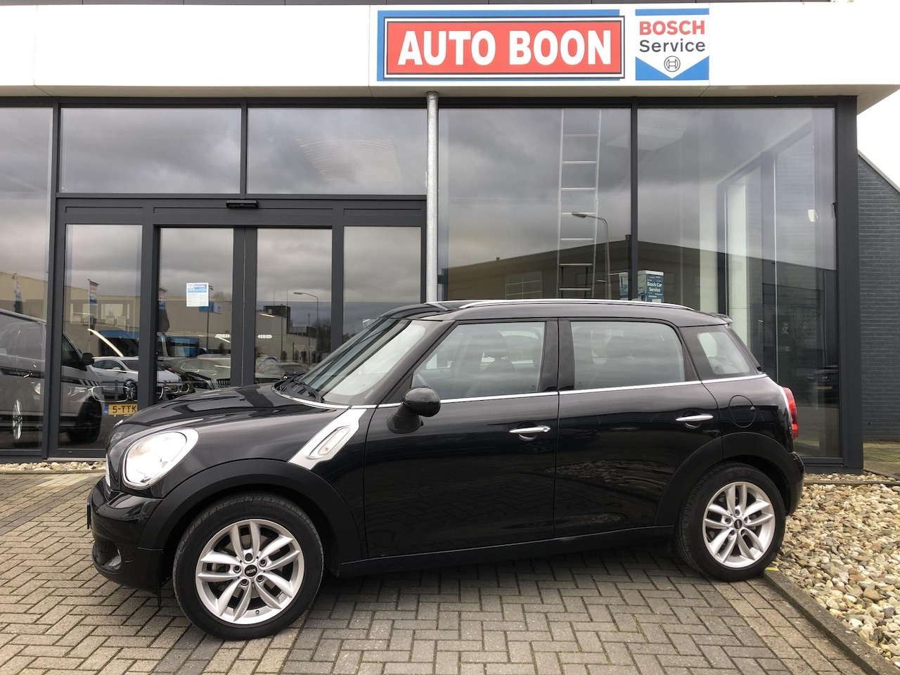 MINI Countryman - Mini 1.6 122PK COOPER CHILI /NAVI/PDC/CLIMA/1E.EIG /KM=NAP - AutoWereld.nl