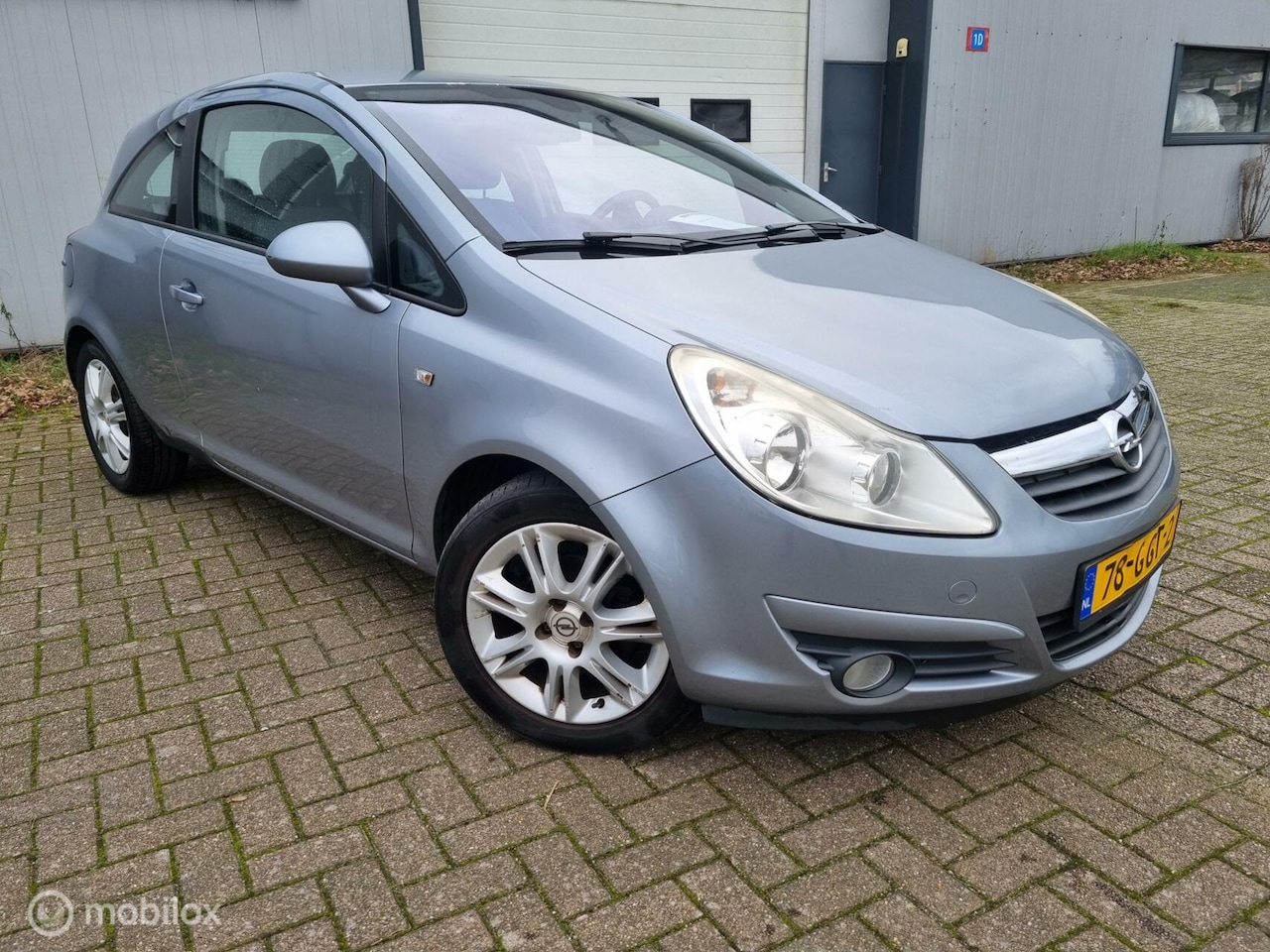 Opel Corsa - 1.4-16V Cosmo 1.4-16V Cosmo - AutoWereld.nl