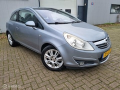 Opel Corsa - 1.4-16V Cosmo