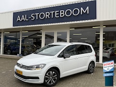 Volkswagen Touran - 1.5 TSI Comfortline Business 7p | Automaat | Adapt. Cruise | Apple Carplay | PDC v+a | Nav