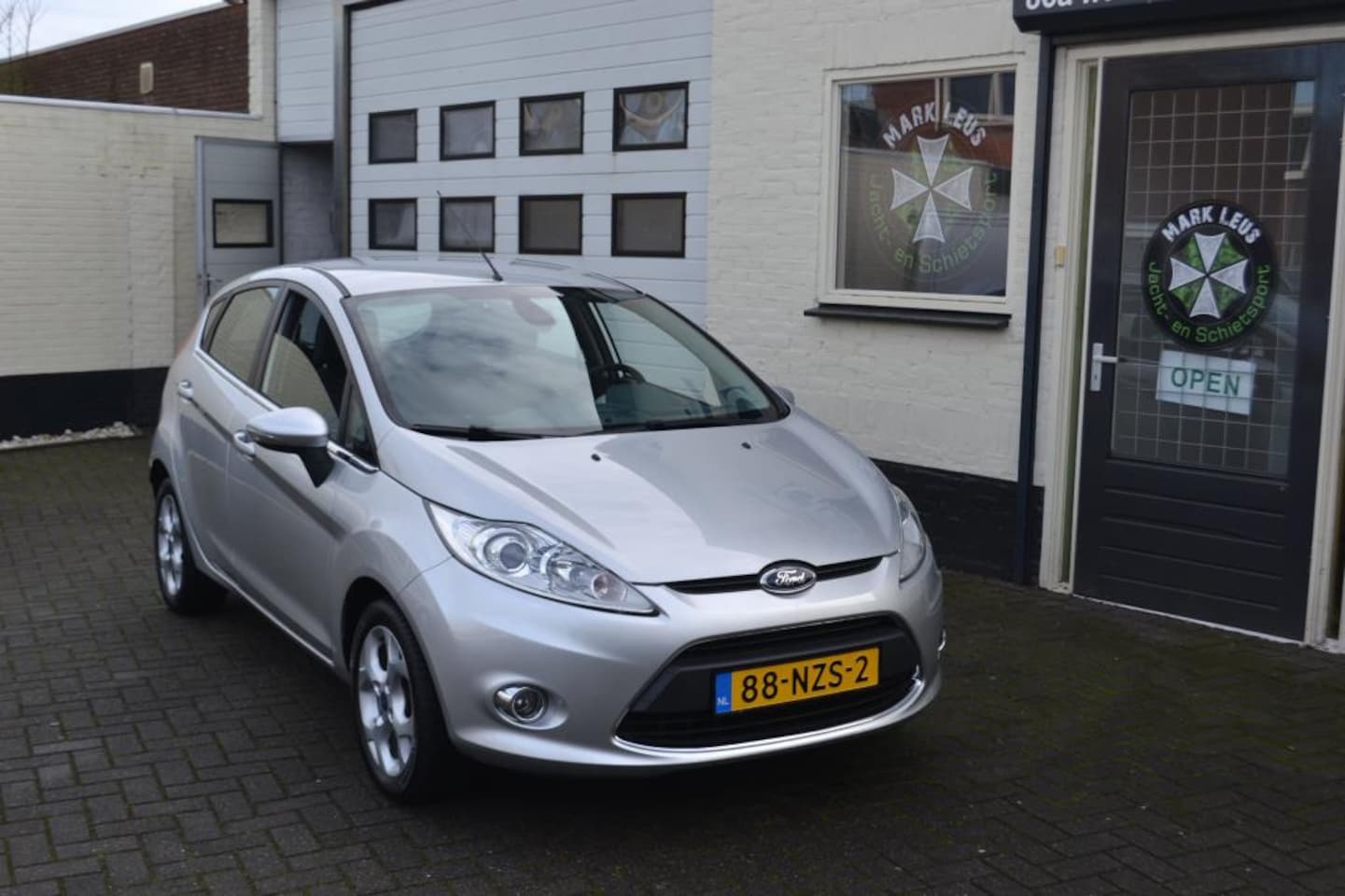 Ford Fiesta - 1.25 Titanium 5 drs Pracht Staat - AutoWereld.nl