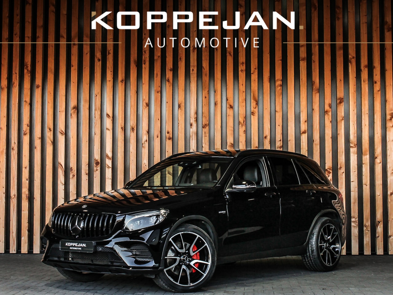 Mercedes-Benz GLC-klasse - AMG 43 4MATIC 368PK Automaat | PANORAMADAK | DISTRONIC | BURMESTER | LUCHTVERING | NIGHT P - AutoWereld.nl