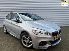 BMW 2-serie Active Tourer - 216d High Executive|M Pakket|HeadUp|Navi|Cruise|PDC|Stoelver|