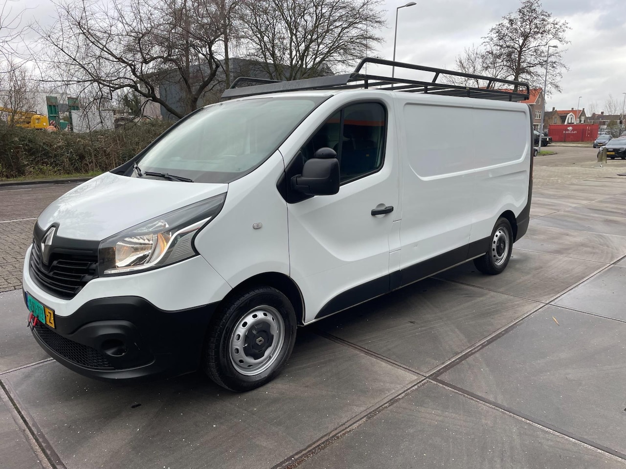 Renault Trafic - 1.6 dCi T29 L2H1 Comfort!AIRCO!NAVIGATIE!EURO5!WEINIG KM:188000 NAP!APK:9-2025!PARKEERSENS - AutoWereld.nl