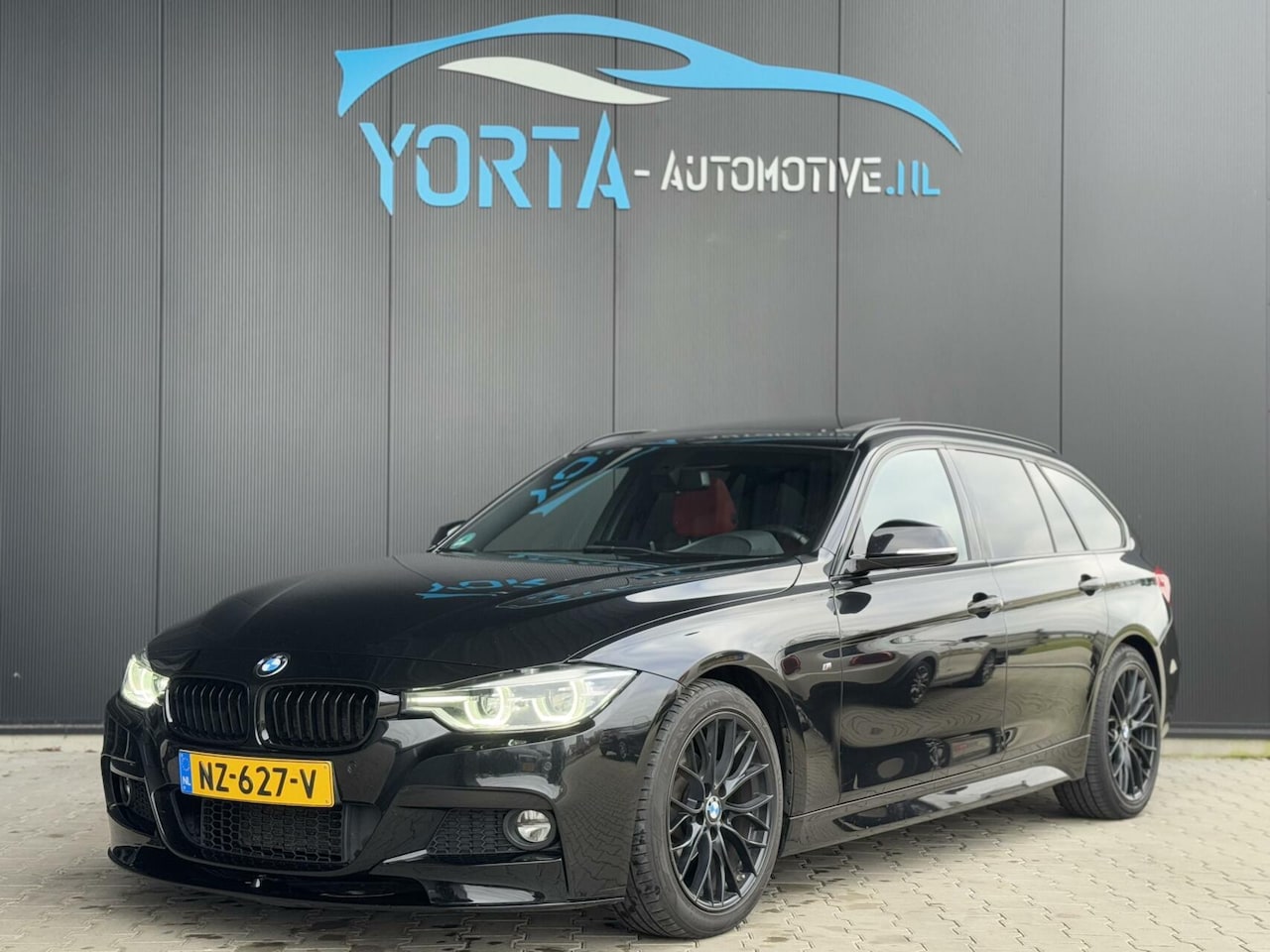 BMW 3-serie Touring - 320i High Executive 320i High Executive - AutoWereld.nl