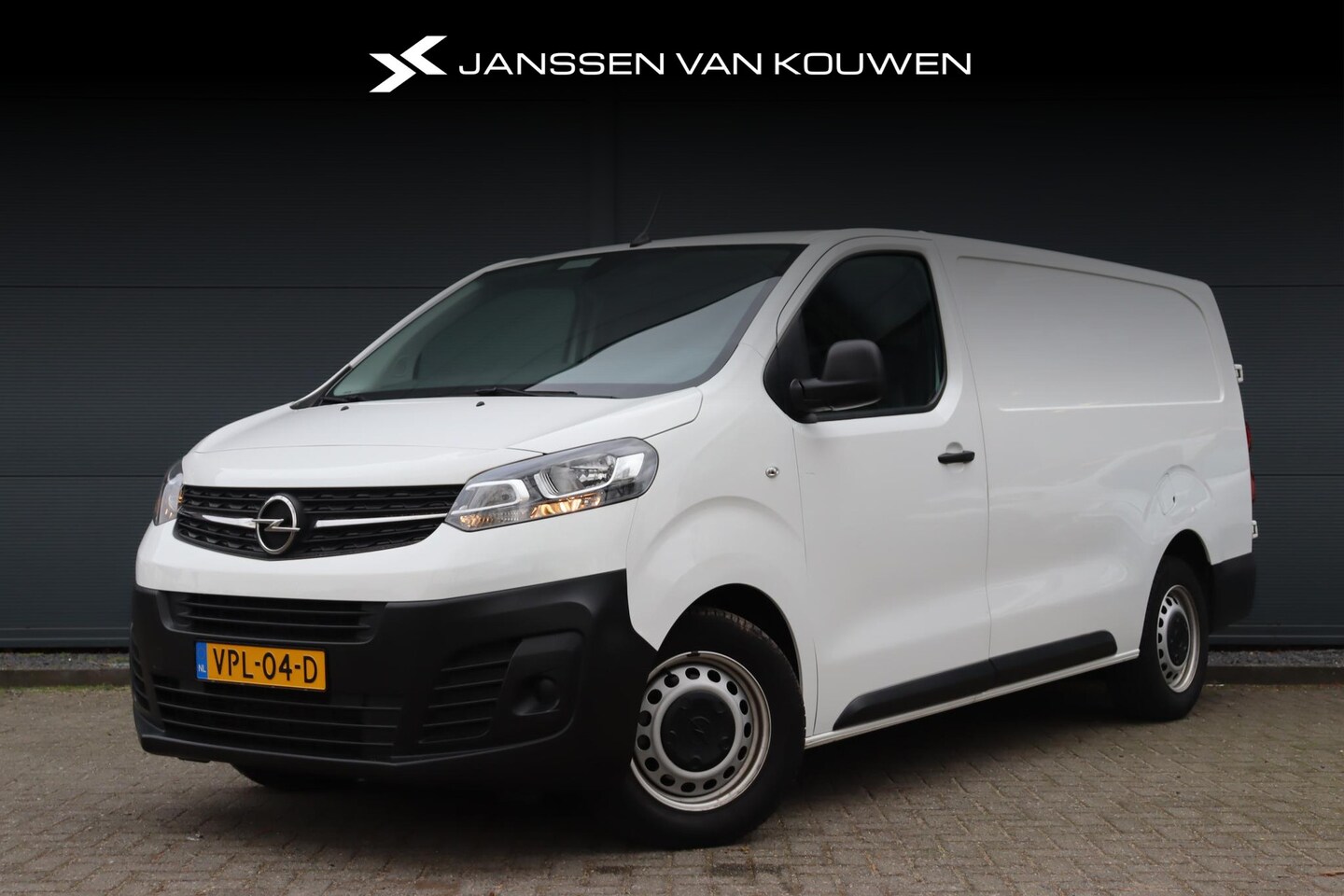 Opel Vivaro - 2.0 CDTI L3H1 Edition / Navigatie - AutoWereld.nl