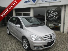 Mercedes-Benz B-klasse - B 200 AUTOMAAT / HOGE INSTAP