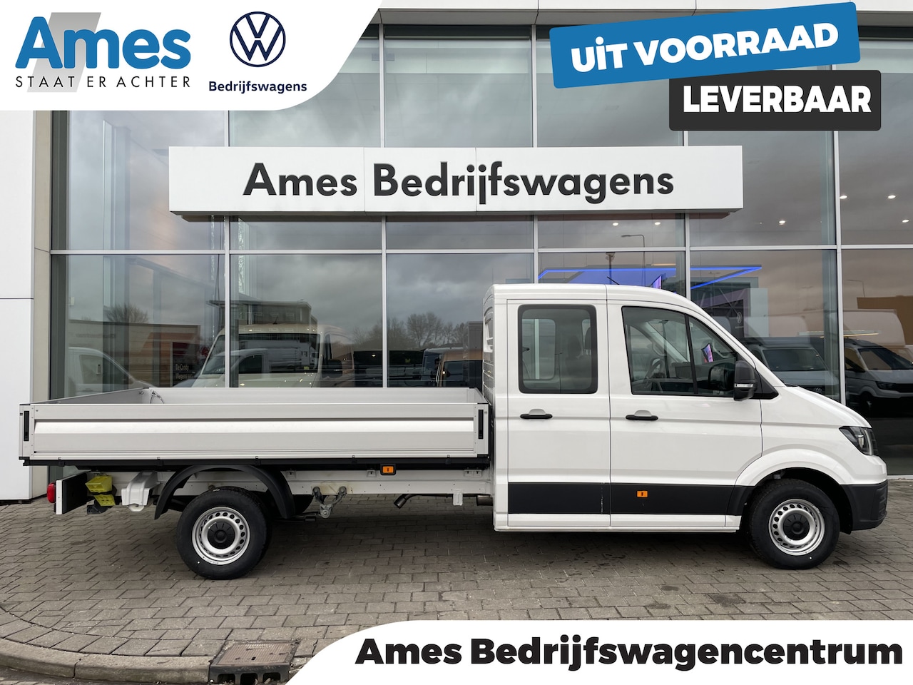 Volkswagen Crafter - 35 2.0 TDI L4 DC 140 PK Hand | Trekhaak | App-Connect | PDC - AutoWereld.nl