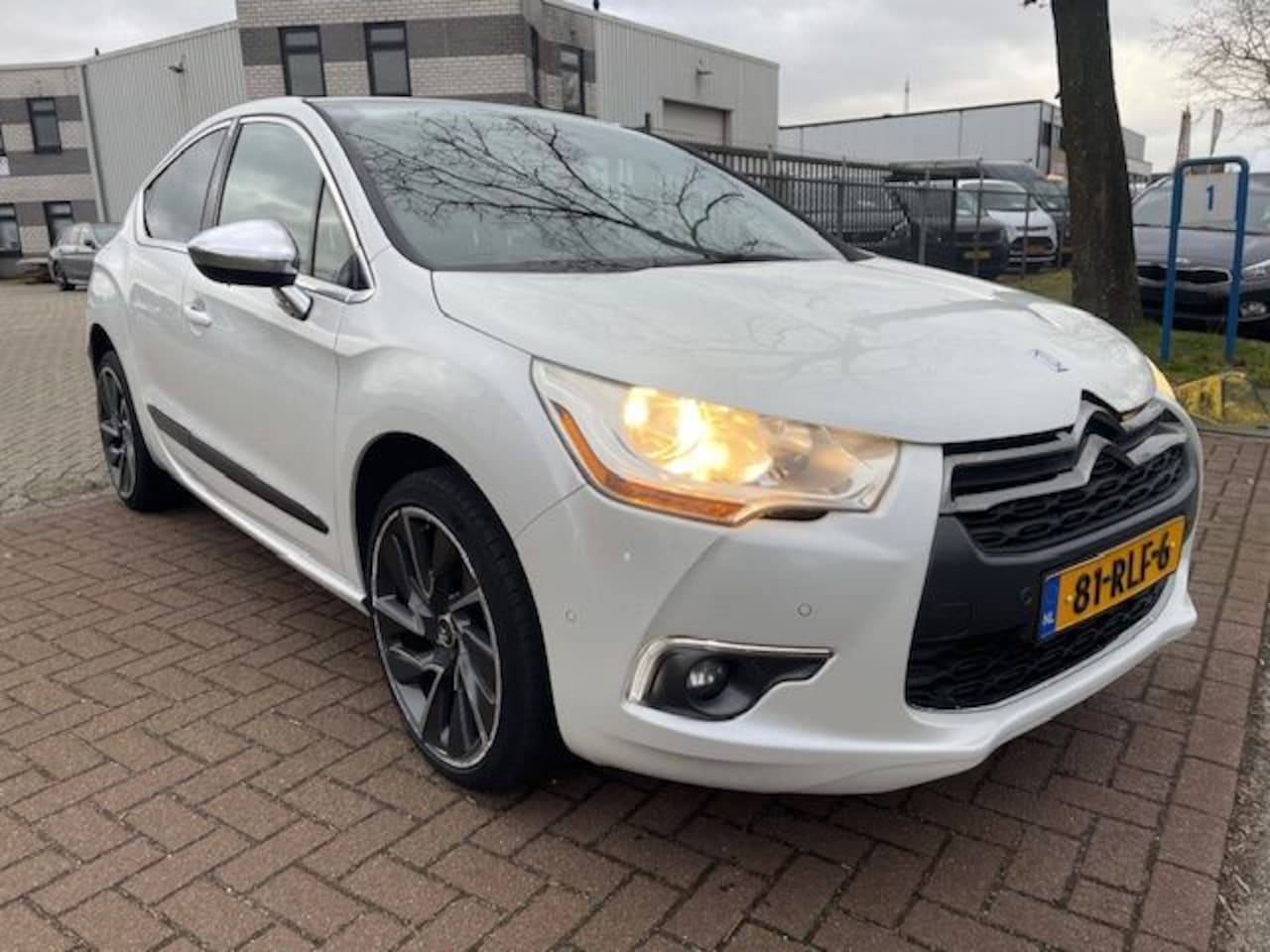 Citroën DS4 - 1.6 THP 200pk Sport Chic Airco/ECC,Navigatie,Leder - AutoWereld.nl