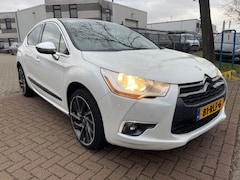 Citroën DS4 - 1.6 THP 200pk Sport Chic Airco/ECC, Navigatie, Leder