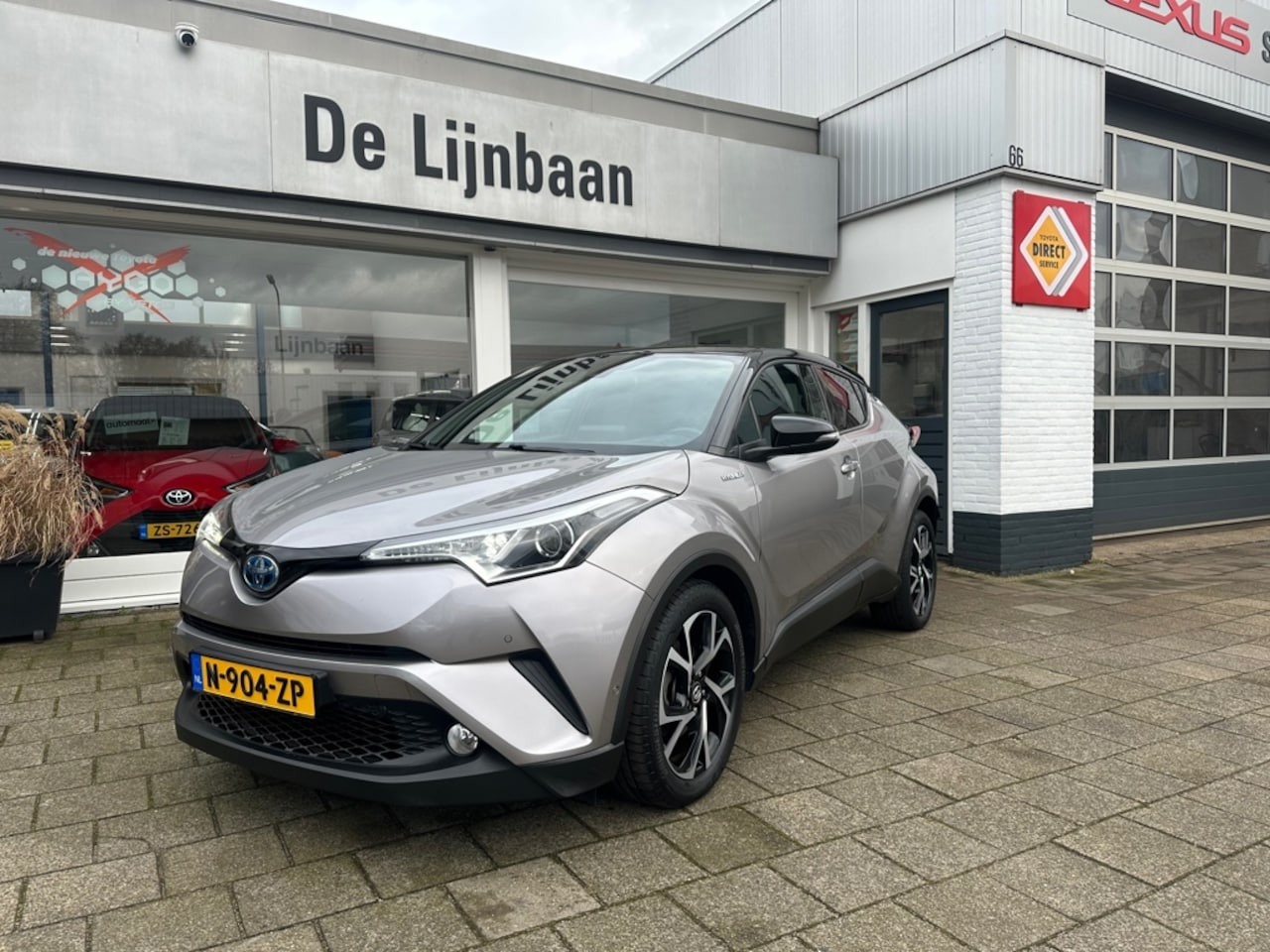 Toyota C-HR - 1.8 Hybrid Bi-Tone 1.8 Hybrid Bi-Tone - AutoWereld.nl