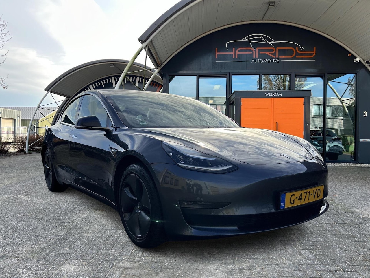 Tesla Model 3 - Long Range RWD Long Range AWD 75 kWh 89% SOH Trekhaak (1.000kg) - AutoWereld.nl