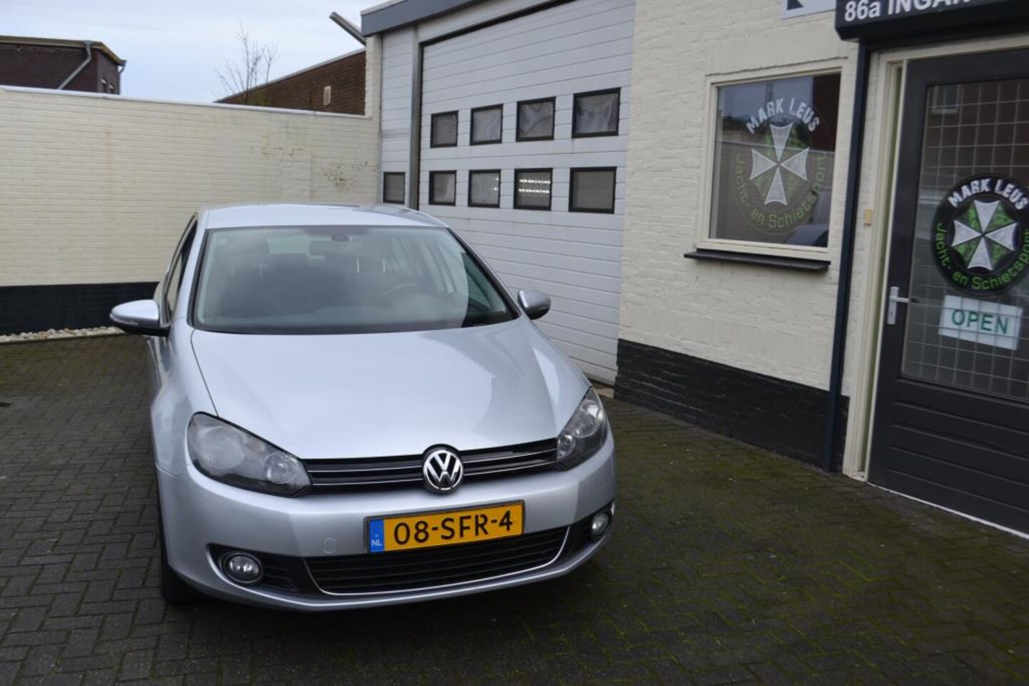 Volkswagen Golf - 1.2 TSI Highline BlueMotion Bijzonder Mooi en Verzorgd - AutoWereld.nl