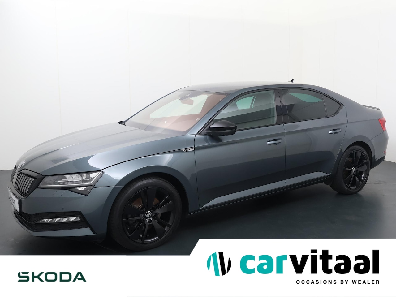 Skoda Superb - 1.4 TSI iV Sportline Business | 218 PK | Automaat | 360 graden camera | Stoelverwarming | - AutoWereld.nl