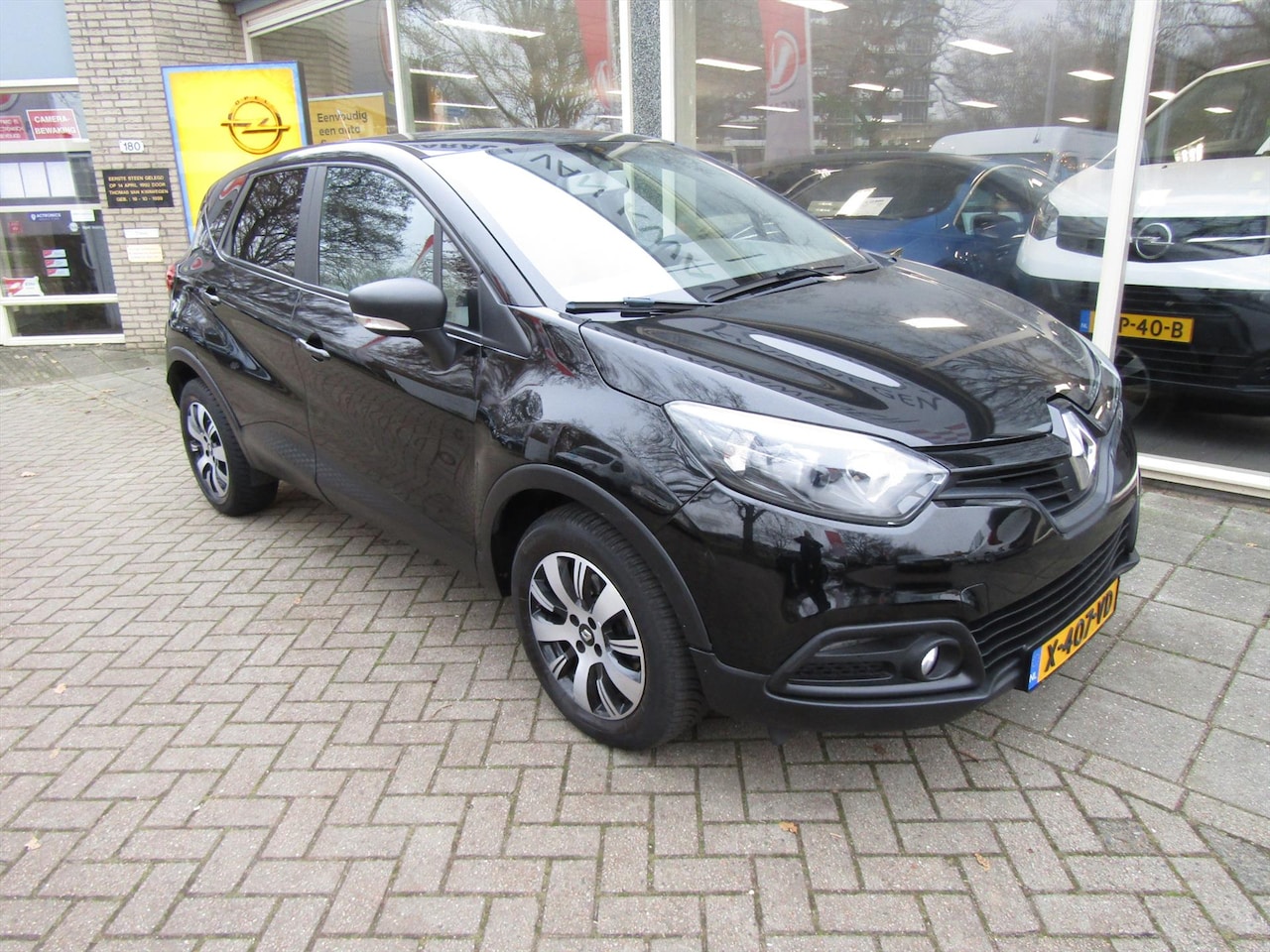 Renault Captur - 1.2 115 pk AUTOMAAT AIRCO CAMERA BLUET. - AutoWereld.nl