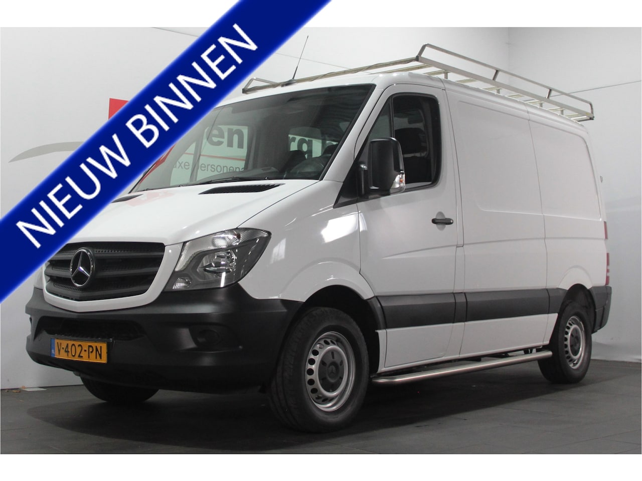 Mercedes-Benz Sprinter - 314 2.2 CDI 325 HD - Autom. - 3 pers. - Wasinstallatie / Trekhaak / Bluetooth / Radio - AutoWereld.nl