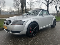 Audi TT Roadster - 1.8 5V Turbo quattro 225 PK 4x4