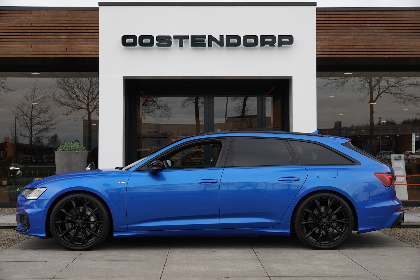 Audi A6 Avant - 50TFSIe/299pk Quattro S-Line Blackstyle|2021|Panoramadak|21"Blackstyle|B&O|Trekhaak|PDC+Ca - AutoWereld.nl