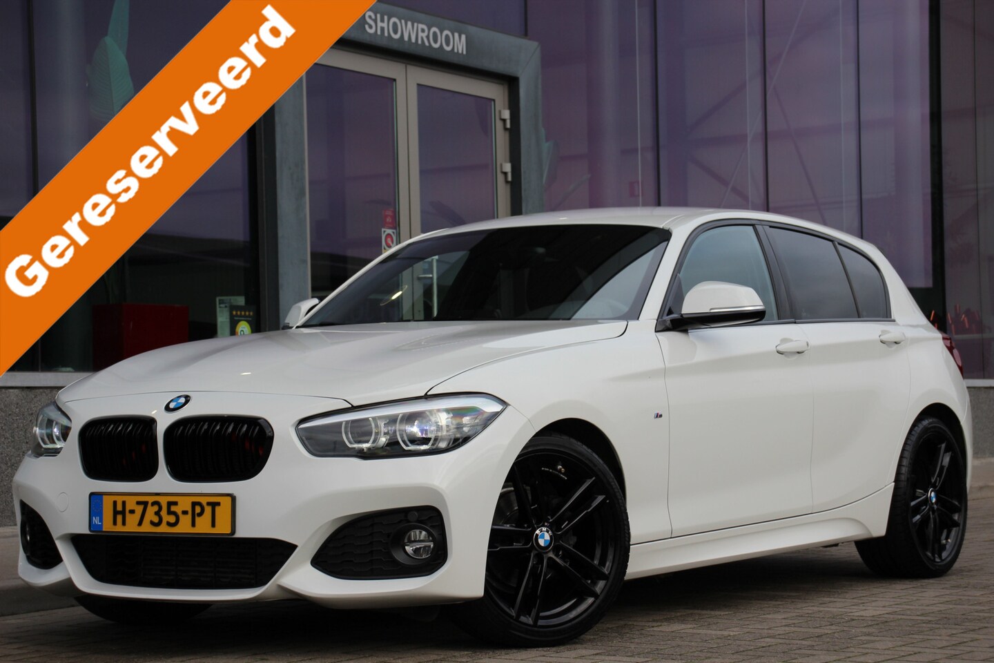 BMW 1-serie - 118i Edition M Sport Shadow Executive | Led | 18'' - AutoWereld.nl