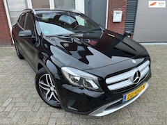 Mercedes-Benz GLA-Klasse - 200 Edition 1 / Leder / PDC / Navi / Cruise