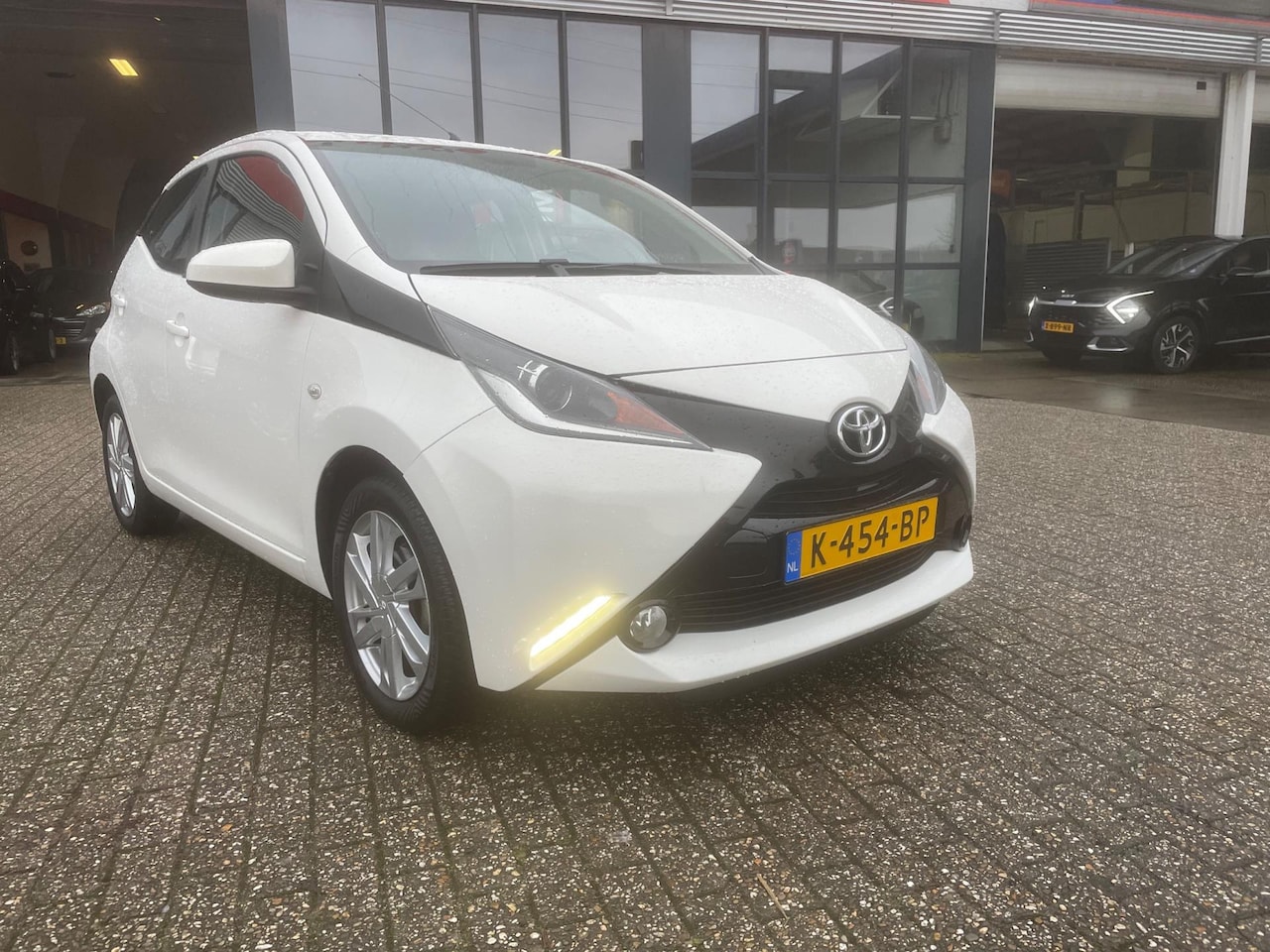 Toyota Aygo - 1.0 VVT-i x-cite airco camera enz - AutoWereld.nl