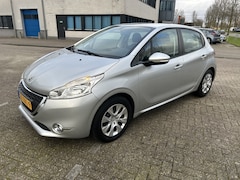 Peugeot 208 - 1.2 VTi Active NAVI CRUISE PDC NAP