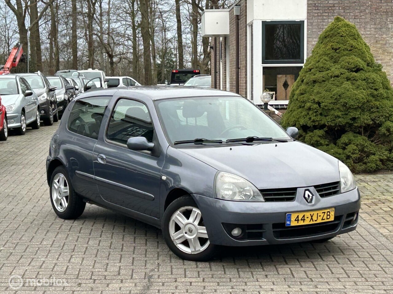 Renault Clio - 1.2-16V Campus | Stuurbkr | Inruilkoopje - AutoWereld.nl