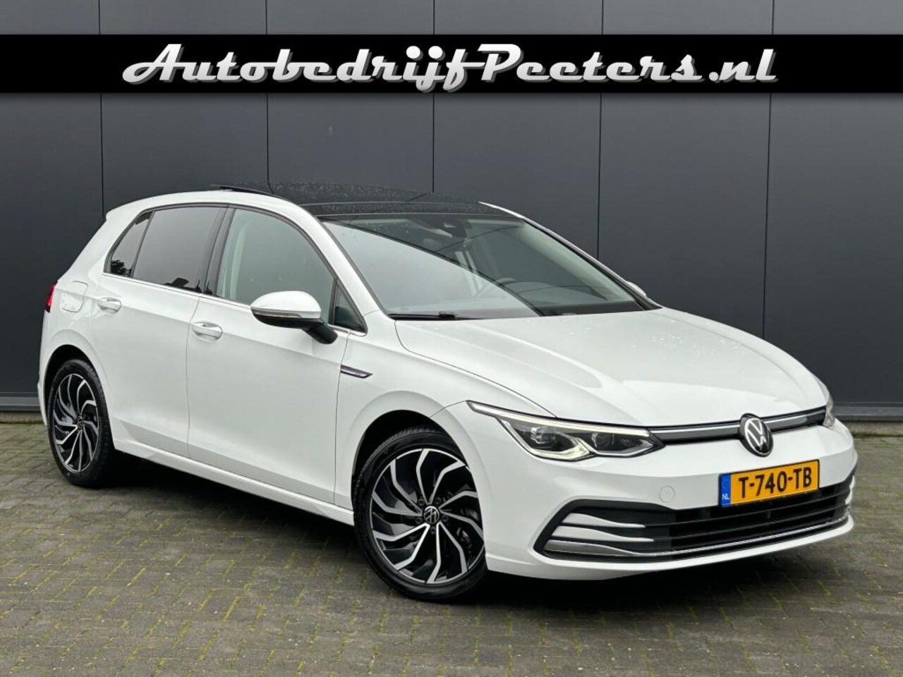 Volkswagen Golf - 1.5 TSI Edition P-dak IQ-Light ACC Sfeerlicht V-cockpit Massage - AutoWereld.nl