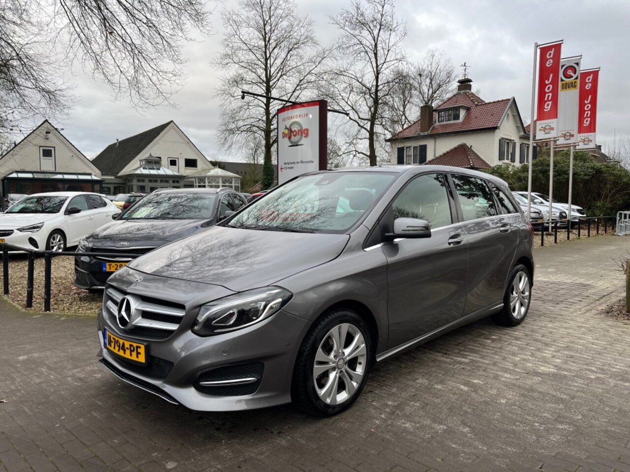 Mercedes-Benz B-klasse - 200 PRESTIGE AUTOMAAT 156PK / NAVI / AFN. TREKHAAK / STOELVERW. - AutoWereld.nl