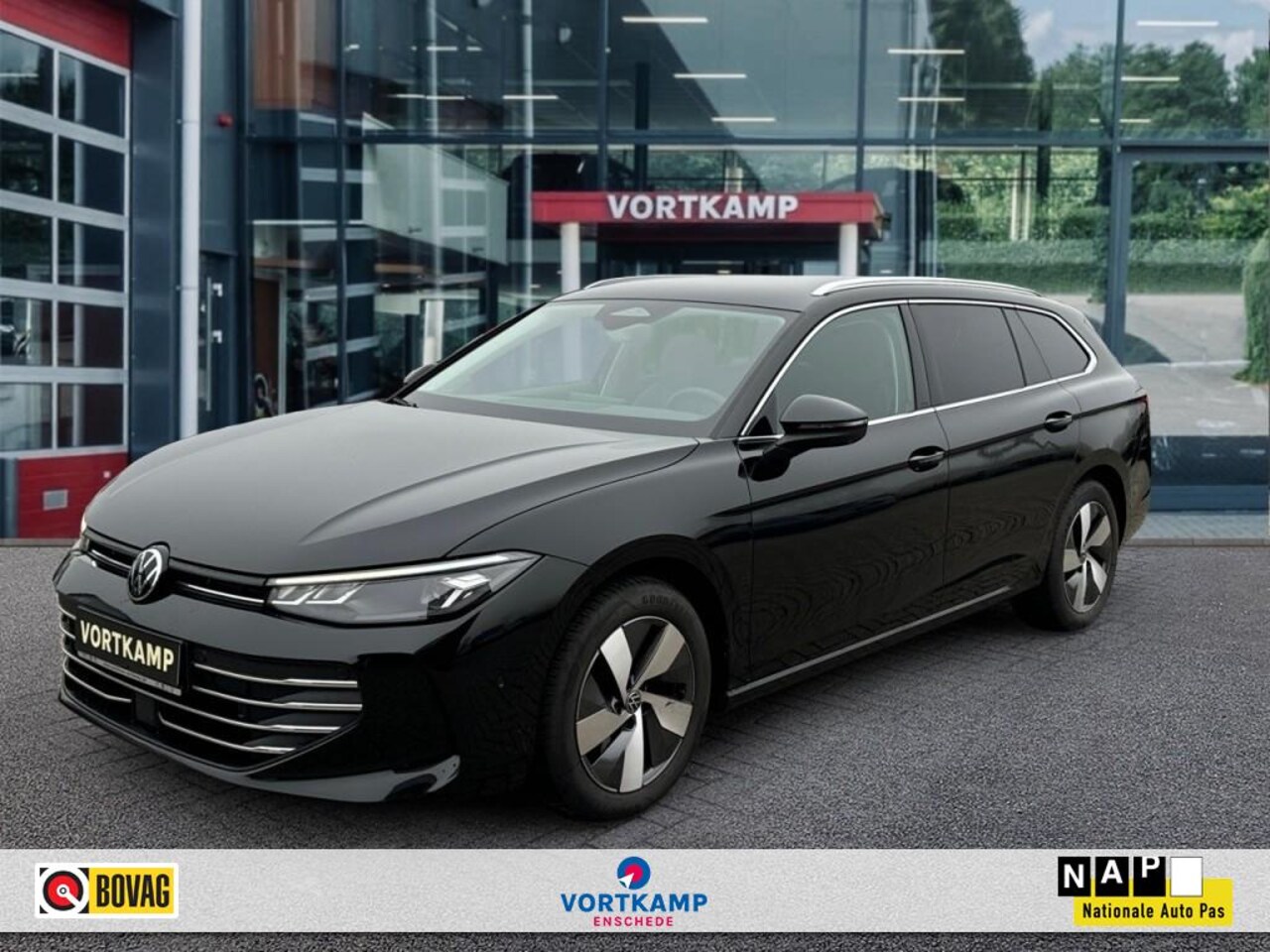 Volkswagen Passat Variant - 1.5 eTSI DSG BUSINESS TREKHAAK/CAMERA/NAVI/ACC/STOELVERW - AutoWereld.nl