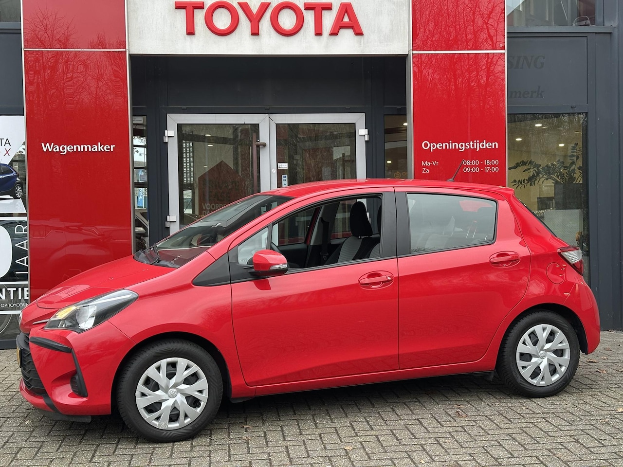 Toyota Yaris - 5-DEURS NL-AUTO ALL SEASON AIRCO BLUETOOTH ELEK-SPIEGELS 5-DRS - AutoWereld.nl