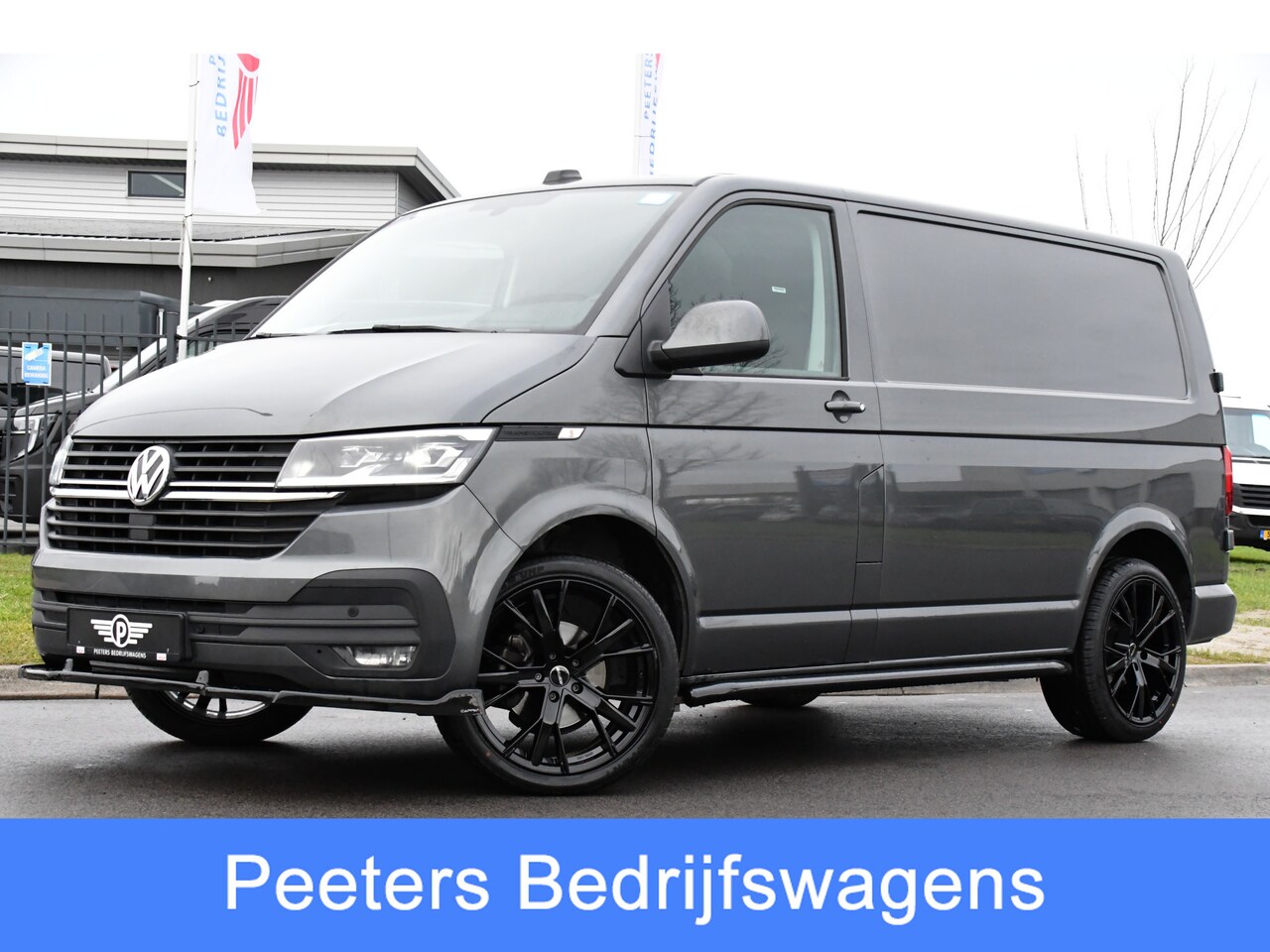 Volkswagen Transporter - 2.0 TDI L1H1 PB Edition Highline Camera, Cruise, Carplay, LED, Automaat, Multimedia, Senso - AutoWereld.nl